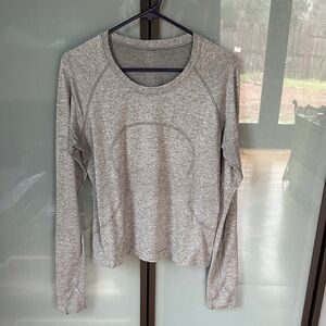 Lululemon Swiftly Tech Long Sleeve Shirt 2.0 - Waist Length - Size 12